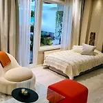 Apartment, Everything Close Апартаменты *
